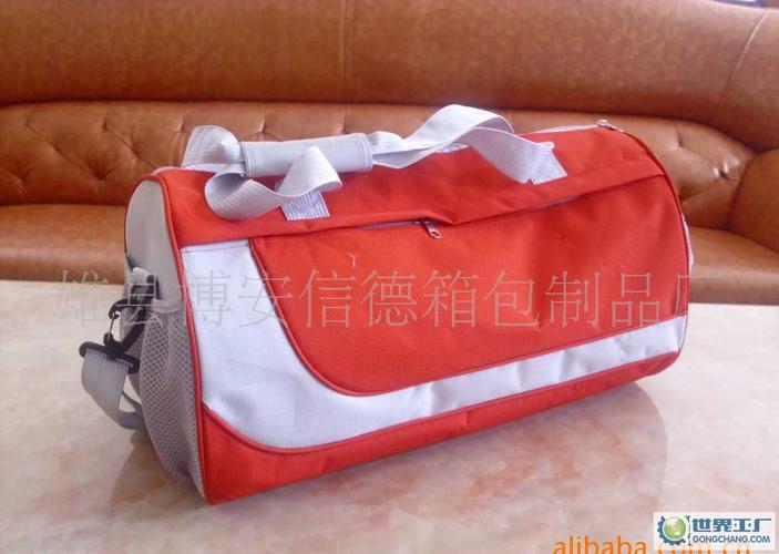 长期订做各种款式旅行用包高清图片